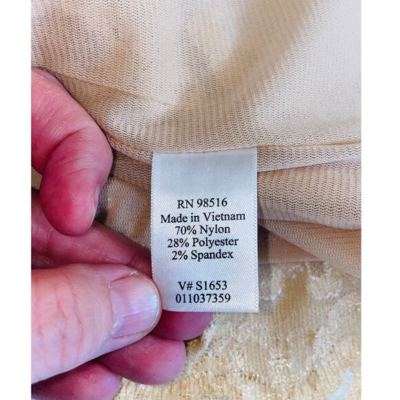 Coldwater Creek Lace Tank - Woman's‎ Size L - Style w/ Jeans or Dressed Up - Picture 8 of 8